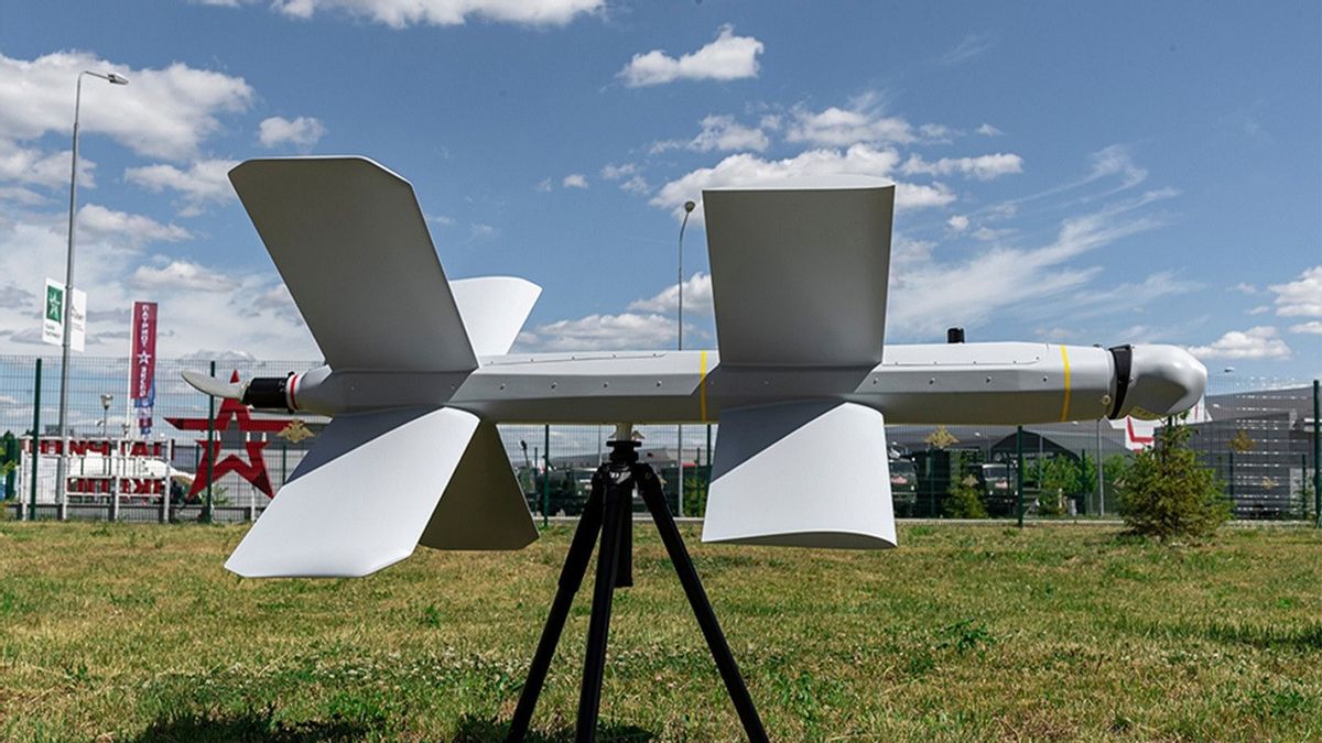 IDEX 2025: Pakistan Luncurkan Drone Kamikaze BLAZE-25